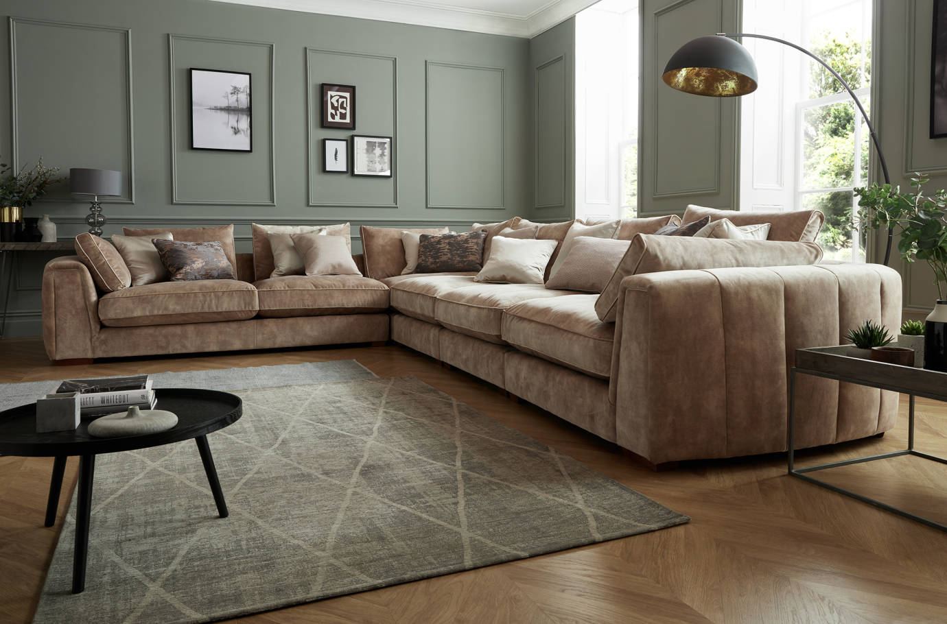 Corner Sofas | Leather And Fabric | Sofology