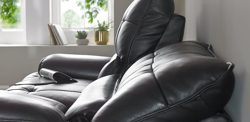 Sofology discount recliner sofa