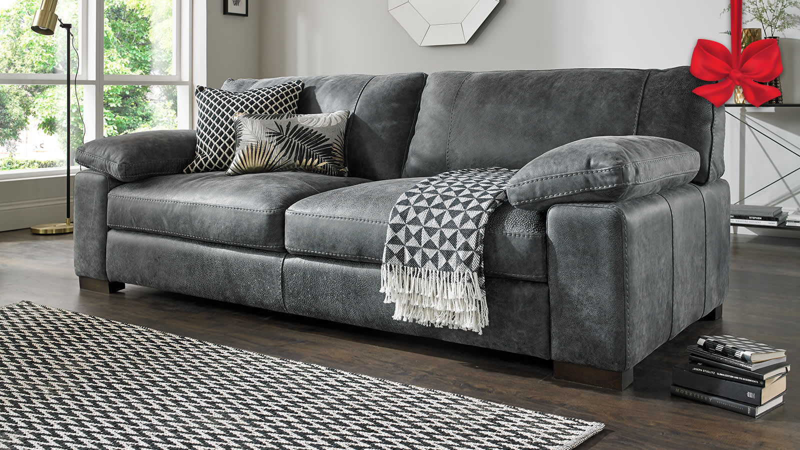 Sofology Linara black leather sofa