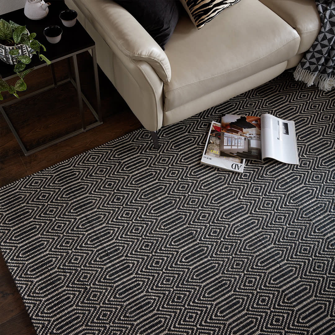 Sloan Black and white rug