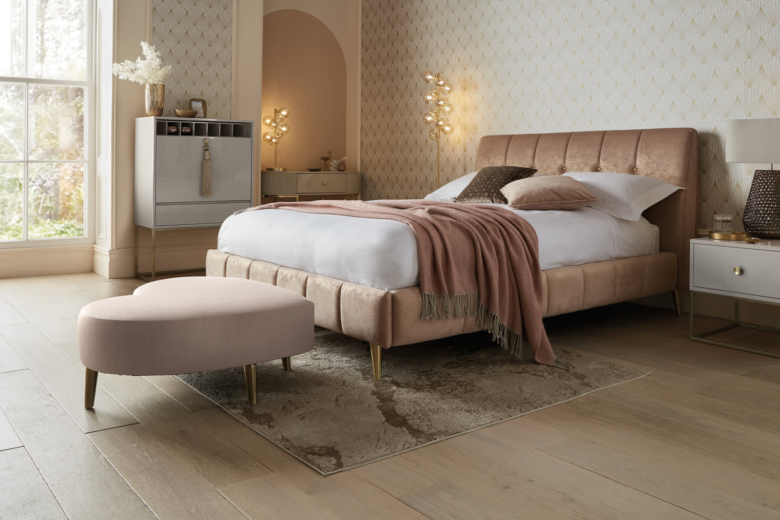 Gabrielle bed