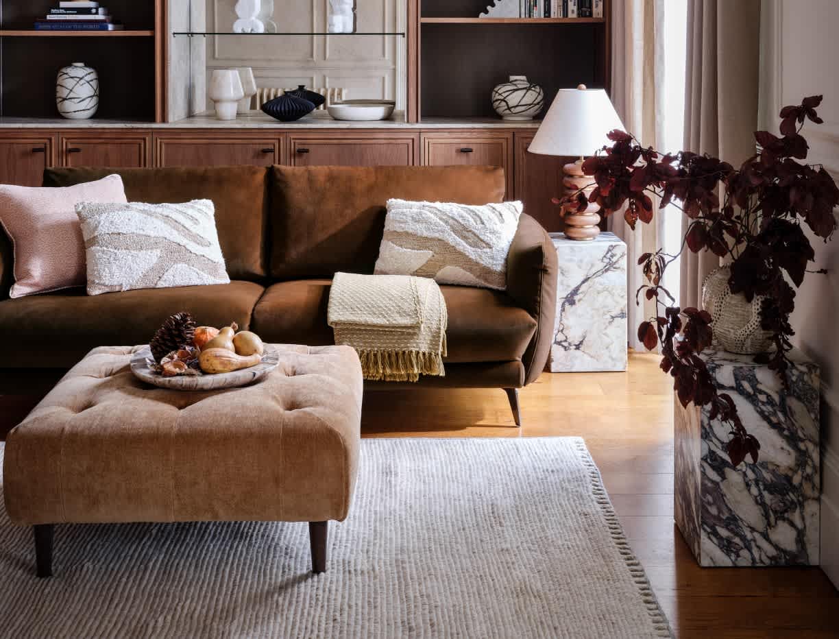 Image of sofas in a bright room