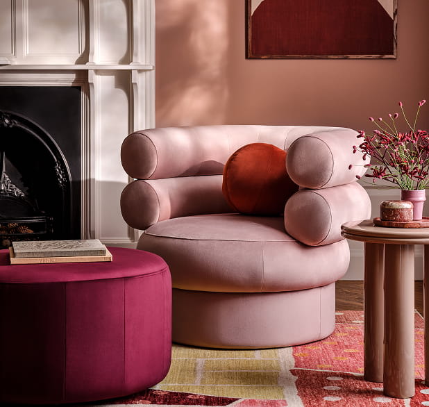 Layer fabrics and materials in pink hues
